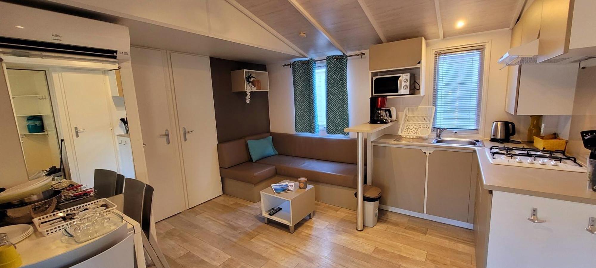 Camping Aux Portes De Cassis Рокфор-ла-Бедуль Екстер'єр фото