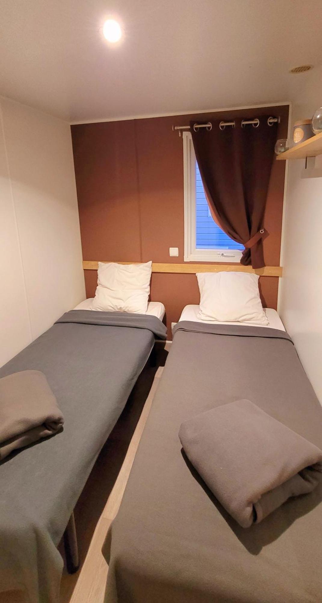 Camping Aux Portes De Cassis Рокфор-ла-Бедуль Екстер'єр фото
