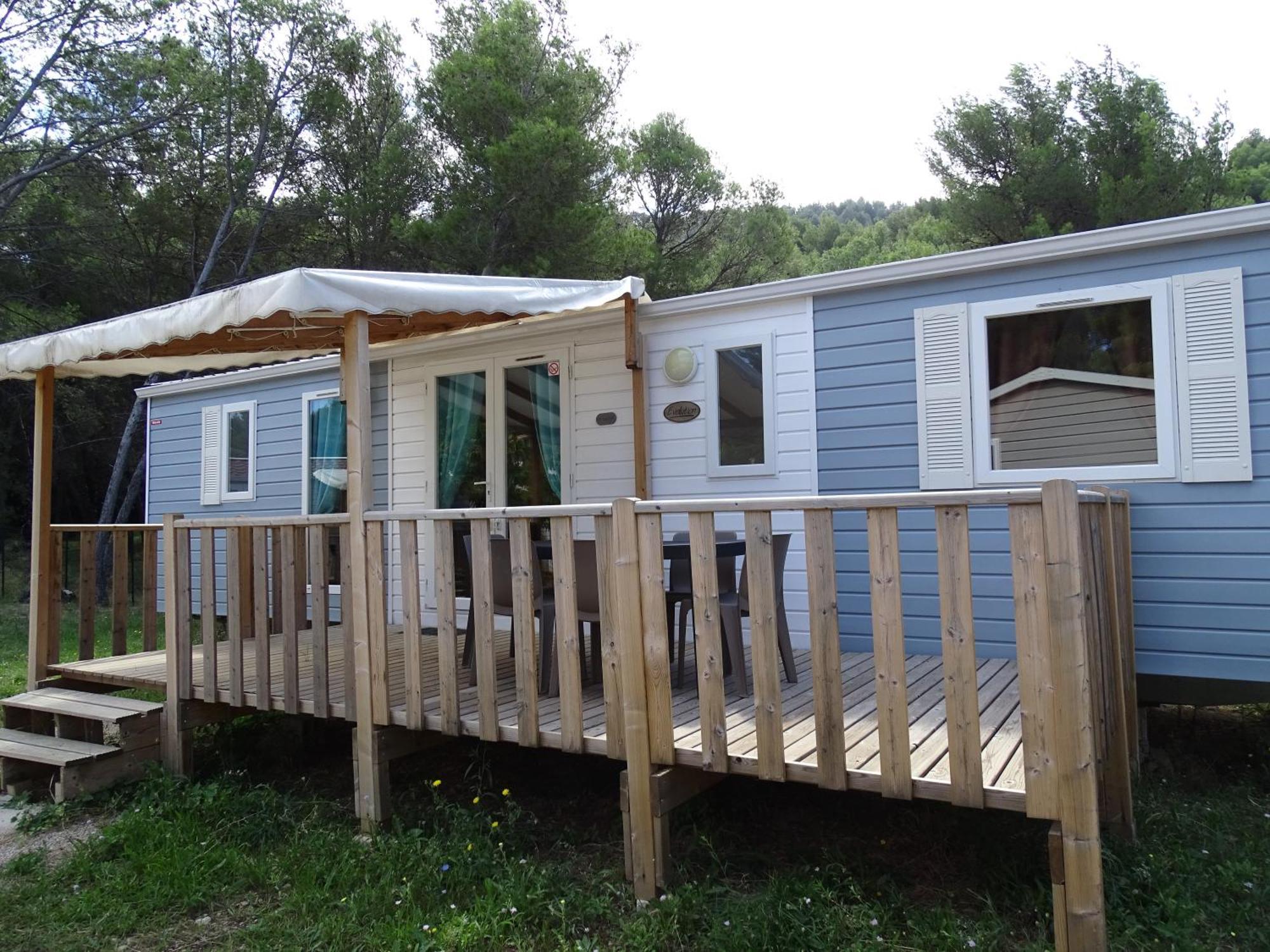 Camping Aux Portes De Cassis Рокфор-ла-Бедуль Екстер'єр фото